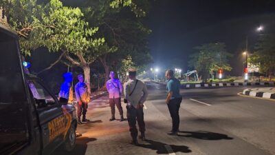 Patroli Malam Polsek Gerung: Menjaga Keamanan dan Ketertiban di Bypass Bil