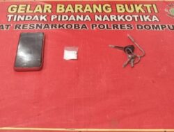 SATRESNARKOBA POLRES DOMPU UNJUK AKSI: SATU HARI, DUA TERDUGA PENGEDAR SABU DIBEKUK DI DUA LOKASI YANG BERBEDA