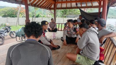 Polsek Sekotong Amankan Wilayah Pasca Pilkada, Sekaligus Kampanye Anti Narkoba