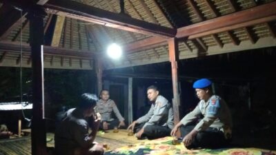 Polsek Lembar Giat Patroli Malam, Jaga Kondusifitas Pasca Pilkada