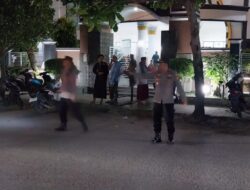 Polsek Labuapi Kawal Salat Tarawih, Jemaah Merasa Aman