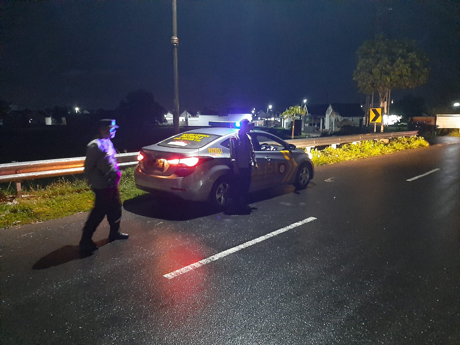 Polsek Labuapi Intensifkan Patroli, Kejahatan Ditekan