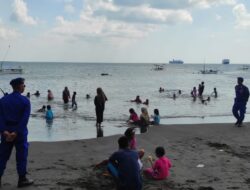 Patroli Polairud di Pantai Cemara, Pastikan Liburan Wisatawan Tetap Aman