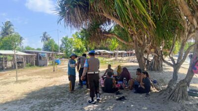 Polsek Sekotong Perketat Patroli Wisata Pantai Elak-Elak demi Keamanan Wisatawan