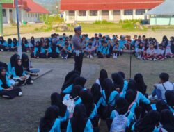 Sat Lantas Polres Lombok Utara Sosialisasikan Tertib Berlalu Lintas kepada Pelajar SMKN 1 Pemenang