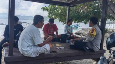 Jurus Bhabinkamtibmas Sekotong: Jamin Ketahanan Pangan dengan Lahan Kosong