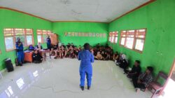 Kasat Polairud Polres Sumbawa Laksanakan Sosialisasi Konservasi kepada anak Sekolah SDN Prajak