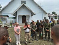 Operasi Damai Cartenz 2026 Wujudkan Kedamaian melalui Aksi Bersih Gereja di Kuala Kencana
